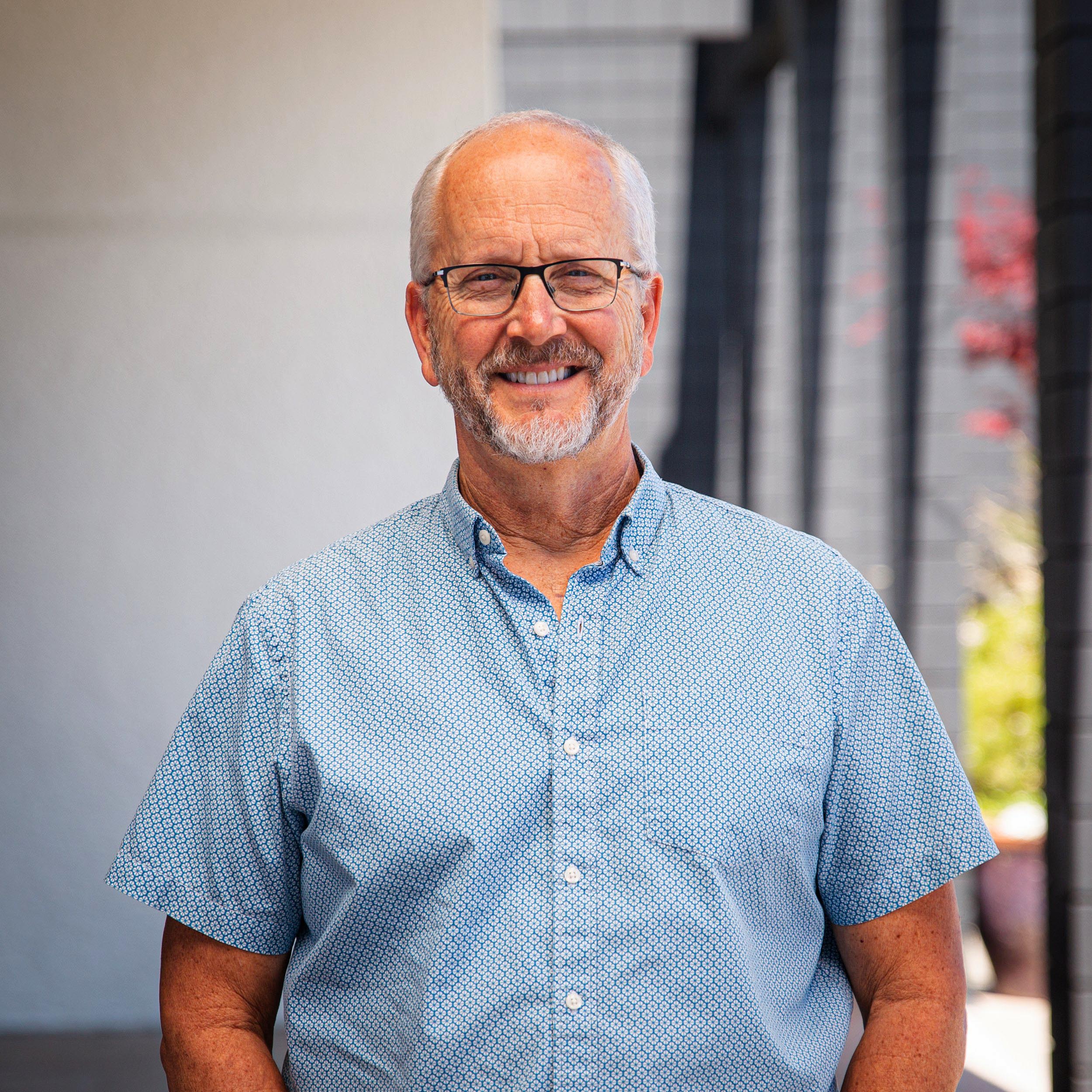 Craig Hardinger Headshot